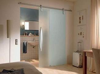 Стеклянные раздвижные двери для ванной в короткие сроки с гарантией завода производителя – примеры наших работ
