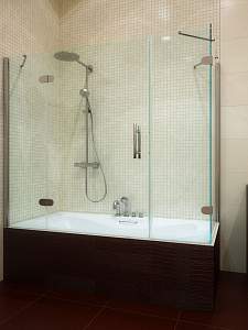 Заказать Распашная стеклянная шторка для ванны Тип 4 в Москве
