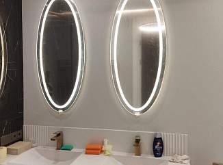 Овальные зеркала в ванную комнату – примеры наших работ